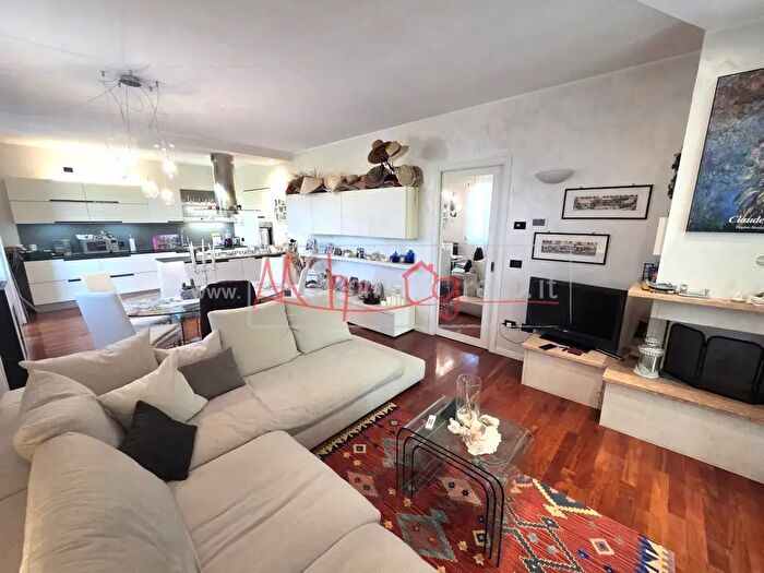 Casa quadrilocale in vendita in Selvazzano Dentro