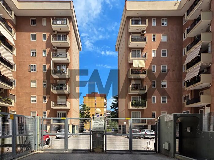 Appartamento trilocale in vendita in Bari