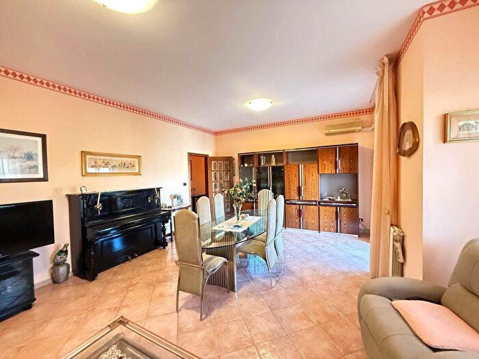 Appartamento quadrilocale in vendita in Siracusa