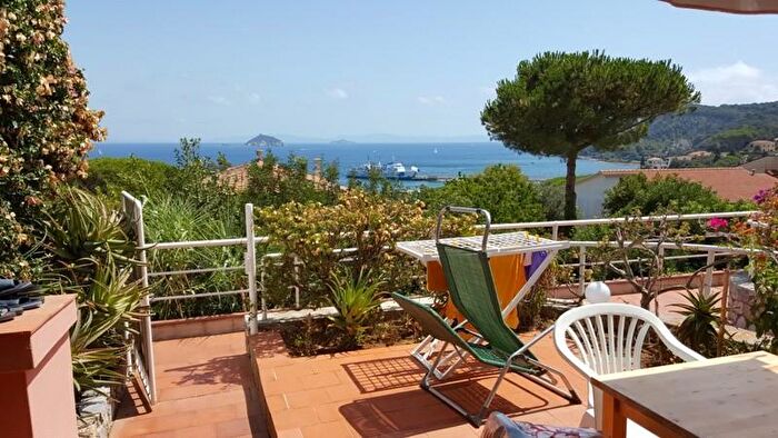 Appartamento trilocale in vendita in Rio