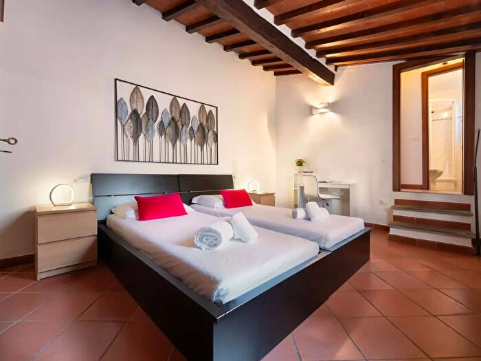 Appartamento monolocale in affitto in Via Senese, Firenze