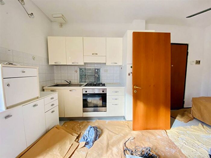 Appartamento bilocale in affitto in Viale San Concordio, Pontetetto Sorbano del Giudice, Lucca