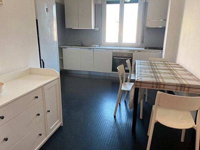 Appartamento bilocale in affitto in Via Melchiorre Gioia, Centrale, Milano