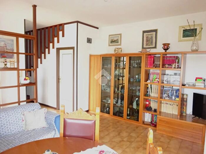 Casa trilocale in vendita in Via dei Mestieri, Masi Torello