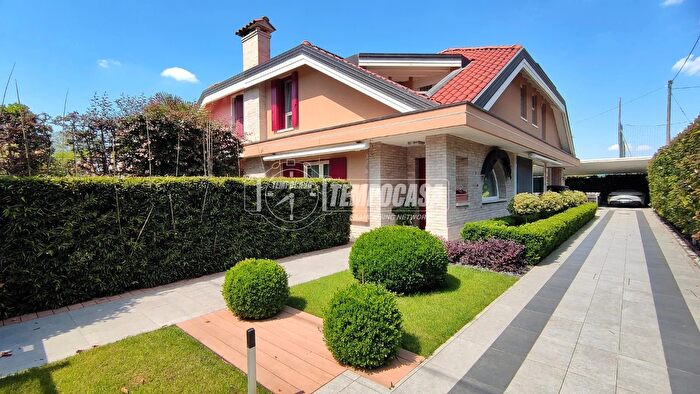 Casa con 5 locali in vendita in Padova