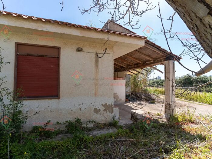 Casa quadrilocale in vendita in Siracusa