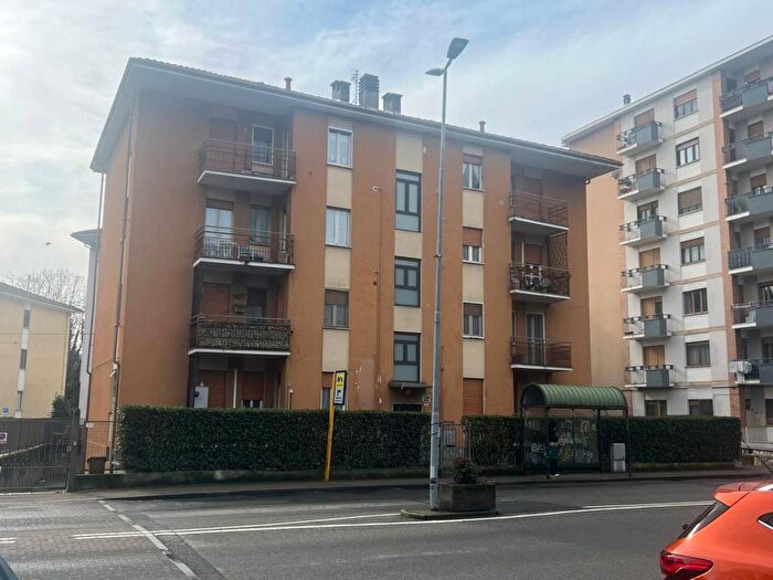 Appartamento quadrilocale in affitto in Via Castellamonte, Banchette