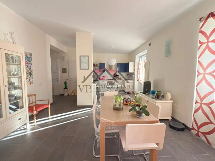 Appartamento con 5 locali in vendita in Castelnuovo Val Di Cecina