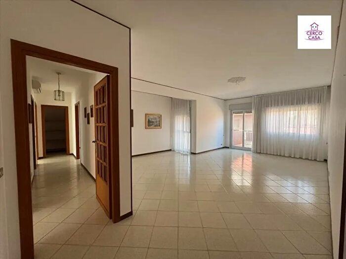 Appartamento con 5 locali in vendita in Via Villa San Giovanni, Erice