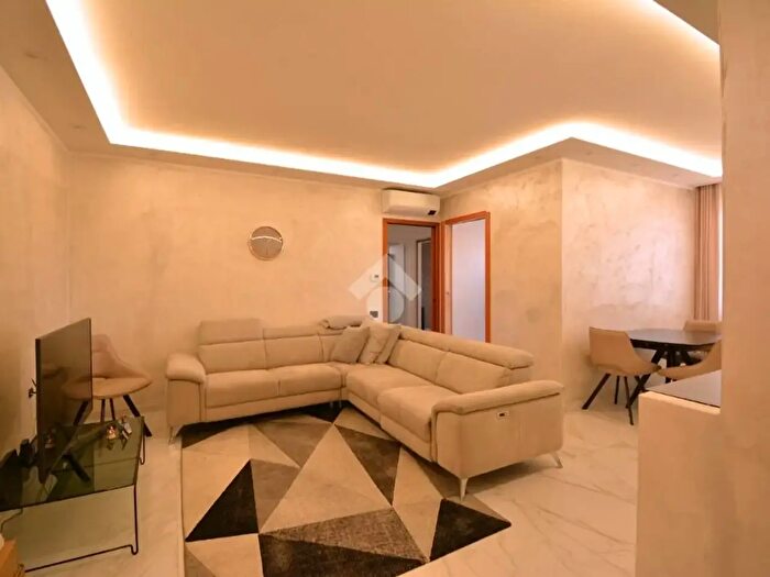 Appartamento trilocale in vendita in Via delle Attivita, Brembate