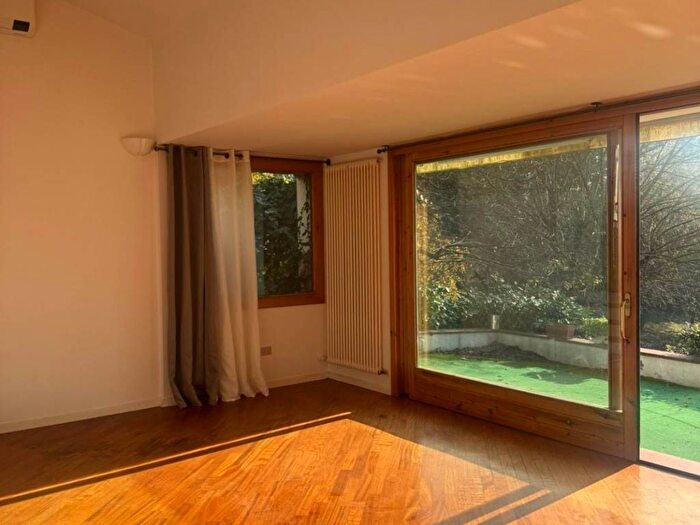 Casa con 6 locali in affitto in Colli San Mamolo, Bologna