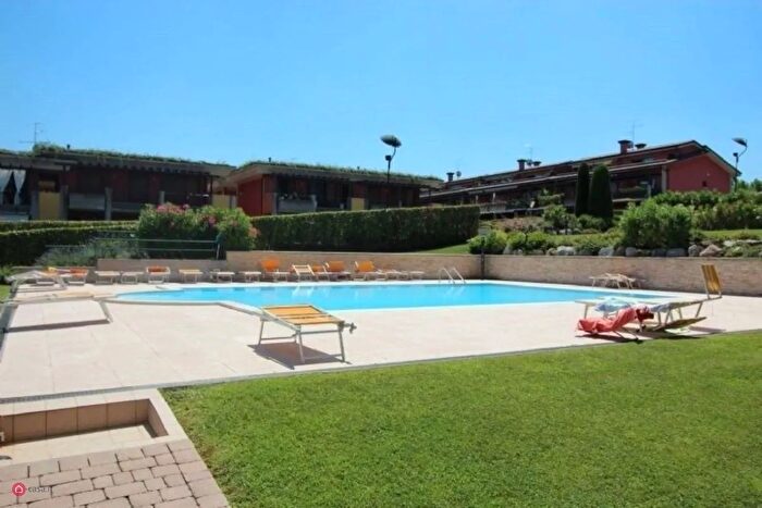 Appartamento bilocale in vendita in Via Daniele Comboni, Desenzano Del Garda