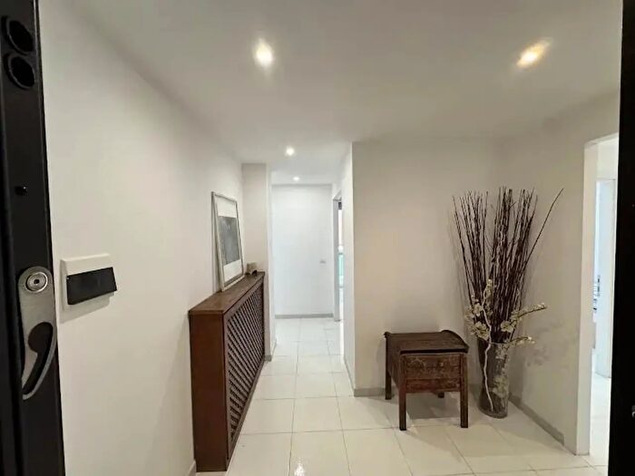 Appartamento trilocale in affitto in Roma