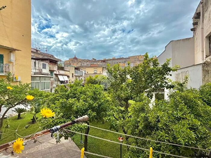 Appartamento bilocale in vendita in Via S Maria Antesaecula, Napoli