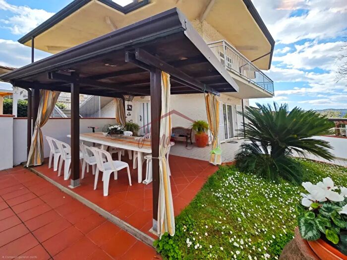 Casa in vendita in Fosdinovo