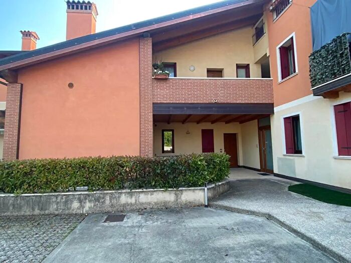 Appartamento bilocale in vendita in Via Filippo Neri, Thiene