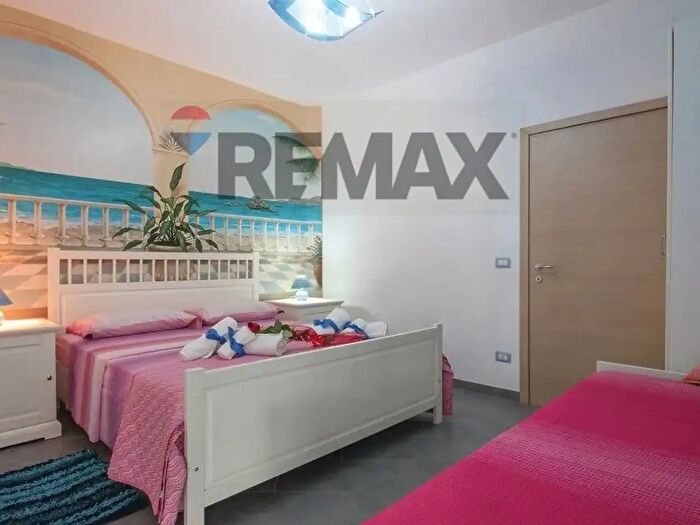 Appartamento bilocale in vendita in Via Porticato, Giardini Naxos