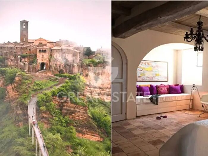 Appartamento con 6 locali in vendita in Via Bonaventura Tecchi, Bagnoregio