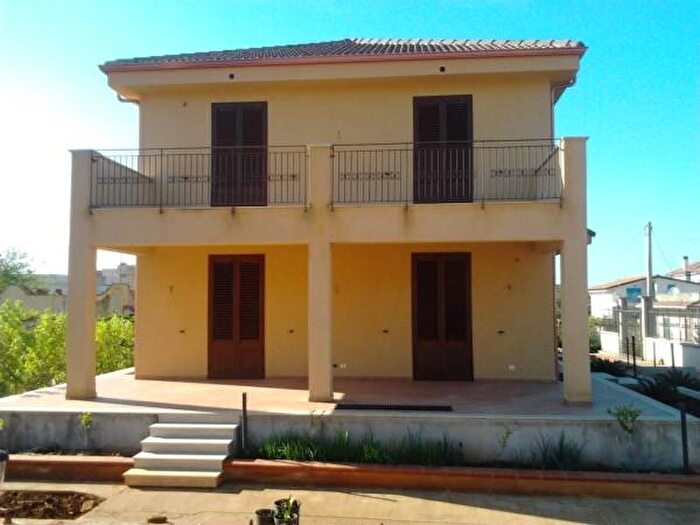 Casa con 6 locali in vendita in Via Ferdinando Magellano, Carini