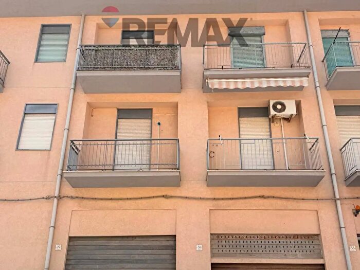 Appartamento trilocale in vendita in Via Imera, Lentini