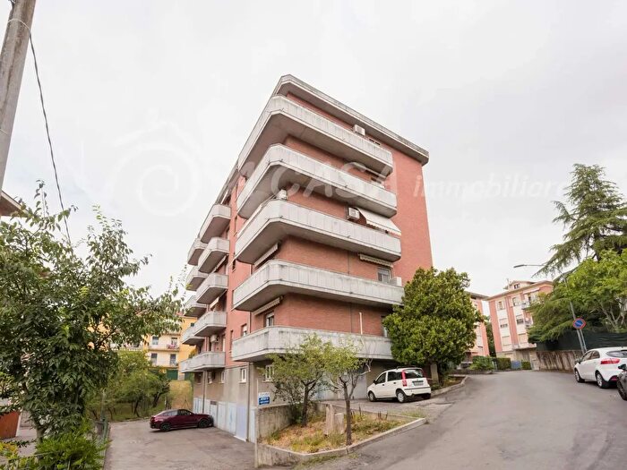 Appartamento trilocale in vendita in Fornovo Di Taro