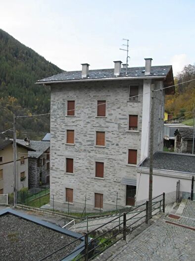 Appartamento con 5 locali in vendita in Lanzada