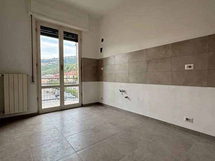 Appartamento quadrilocale in affitto in Casarza Ligure