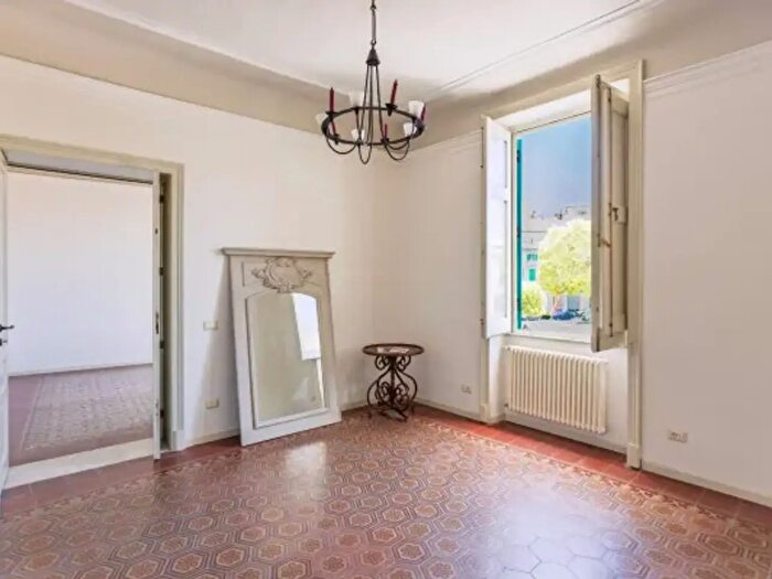 Appartamento con 5 locali in affitto in Piazza Francesco Lo Sardo, Messina