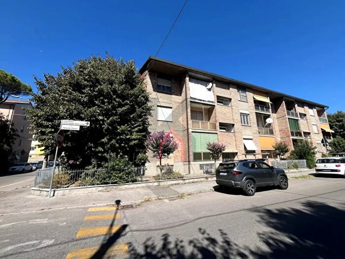 Appartamento quadrilocale in vendita in Via Cecere, Forli'