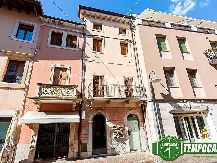 Appartamento monolocale in vendita in Bussolengo