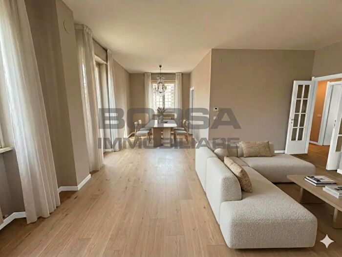 Appartamento con 5 locali in vendita in Via della Gorgona, Livorno