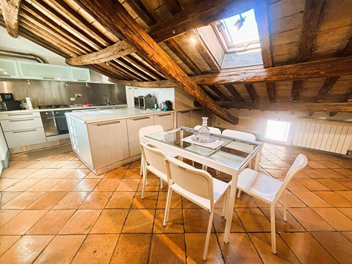 Appartamento trilocale in affitto in Via Santo Stefano del Cacco, Pantheon, Roma