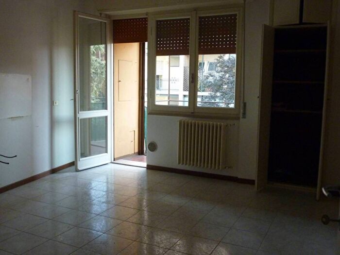 Appartamento bilocale in affitto in Via Francesco Tadini, Sacro Cuore, Novara
