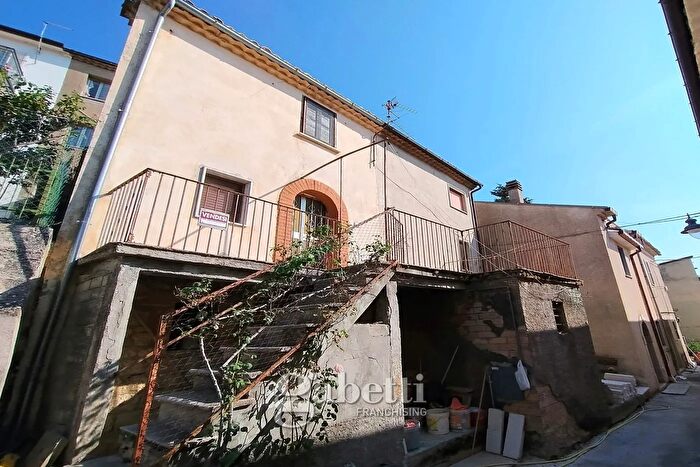 Casa con 5 locali in vendita in Via Ortaglie, Molise