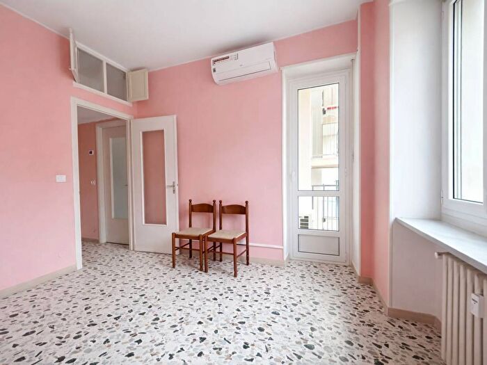 Appartamento trilocale in affitto in Piazza Teresio Guglielmone, Stazione Immacolata, Pinerolo