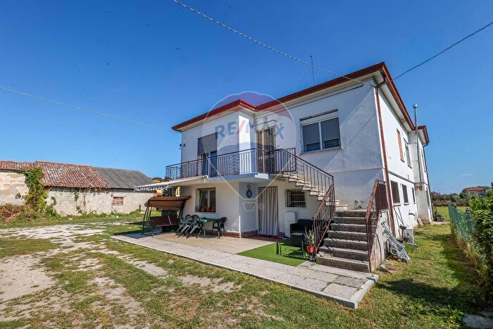 Casa con 12 locali in vendita in Via Anconetta, Castelbaldo