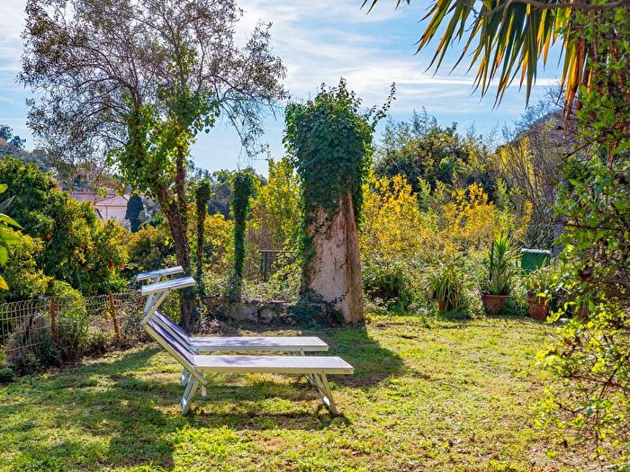 Casa con 5 locali in affitto in Strada Romana, Centro, Finale Ligure