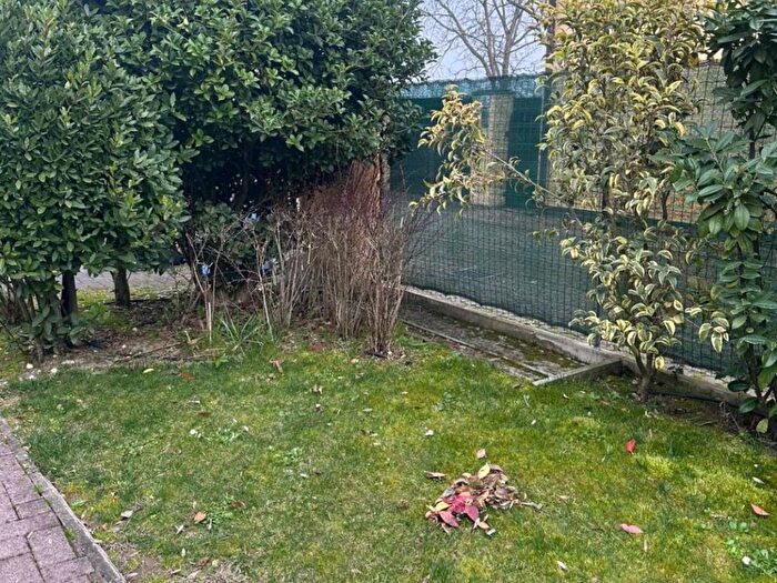 Casa con 5 locali in affitto in Stradello Paduli, Morane Contrada, Modena