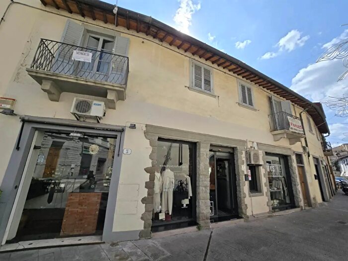 Appartamento con 7 locali in vendita in Via Verdi, Sesto Fiorentino