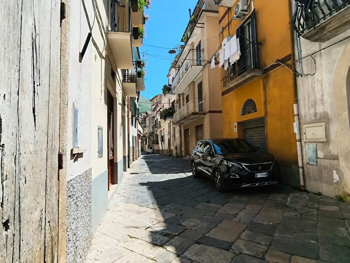 Appartamento trilocale in vendita in Corso Appio Claudio, Itri