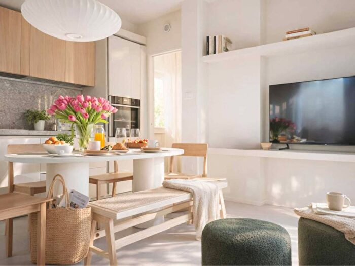 Appartamento trilocale in affitto in Via Nino Bixio, Porta Venezia, Milano