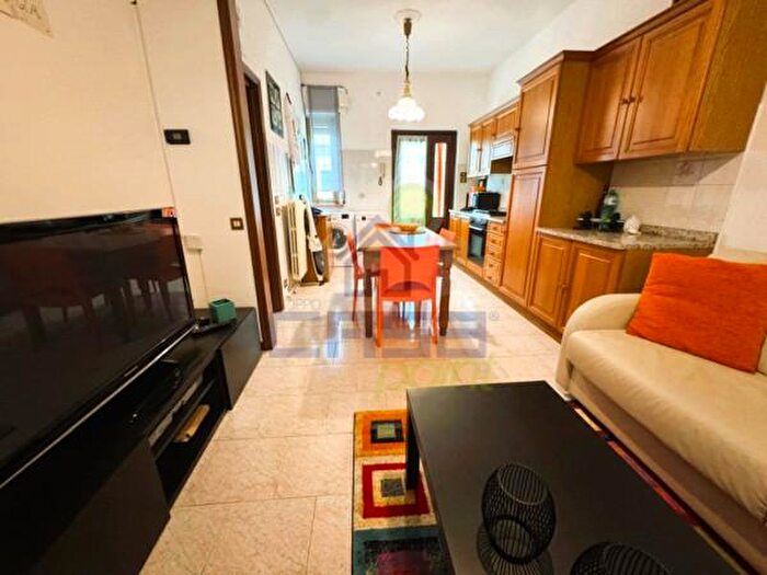 Casa trilocale in vendita in Via Dante, Maleo