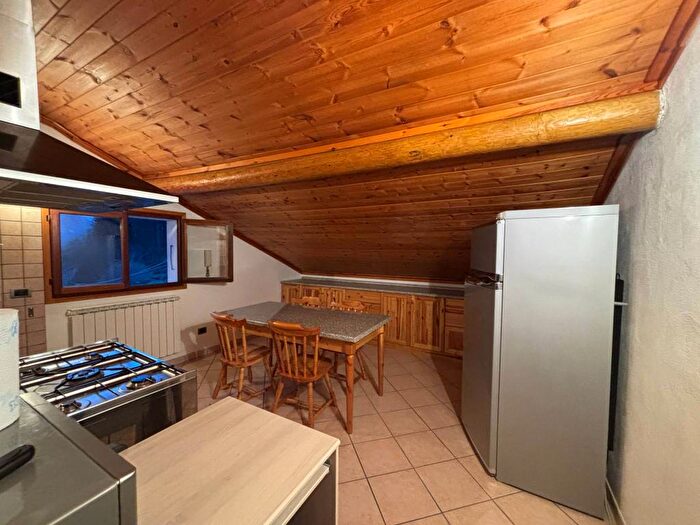 Casa quadrilocale in affitto in Centro, Crodo