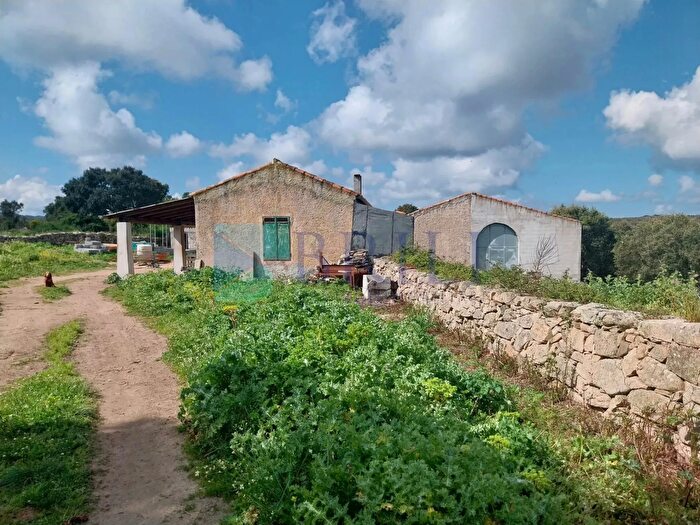 Casa in vendita in Luras