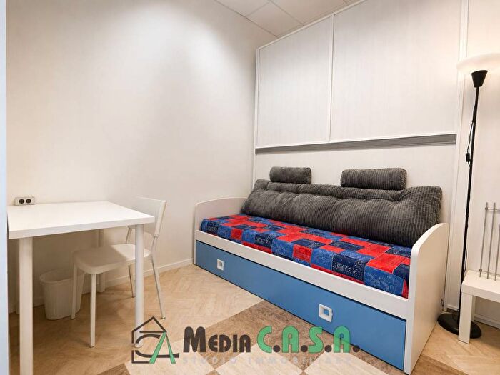 Appartamento monolocale in affitto in Viale Guglielmo Marconi, Ascoli Piceno
