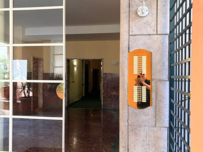 Appartamento quadrilocale in affitto in Via Archimede, Euclide, Roma