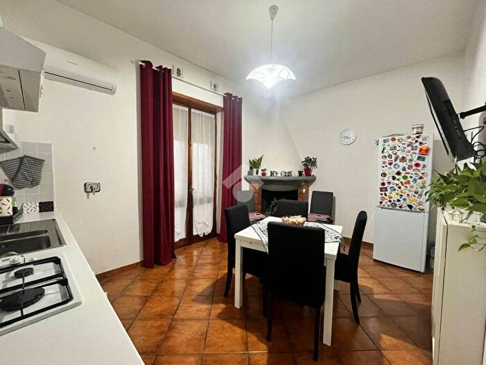 Appartamento trilocale in affitto in Via Mosca, Centro, Trevignano Romano