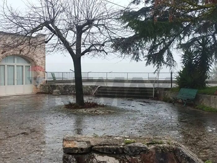 Casa con 5 locali in vendita in Viale del Castelluccio PT, Fasano