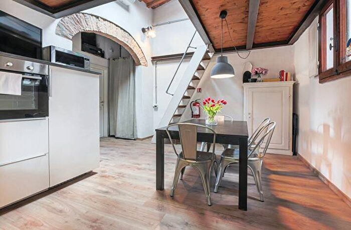 Appartamento bilocale in affitto in Via Benedetta, Borgo Ognissanti Il Prato, Firenze
