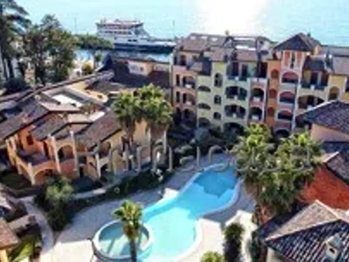 Appartamento bilocale in vendita in Via Lungola Zanadelli, Toscolano Maderno